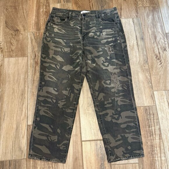 Kancan Camo Oliver Boyfriend Jeans - Picture 2 of 4
